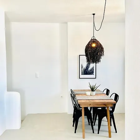 Nyaraló Sun House *