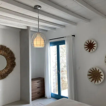 Sun House Nyaraló Párosz