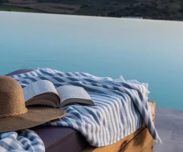 Sun House Парос